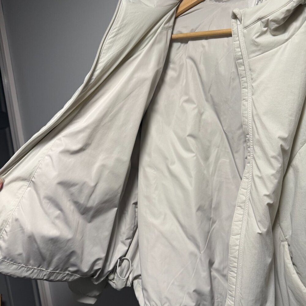 Lululemon Water-Resistant Insulated Hooded Jacket SZL Bone - Picture 8 of 8